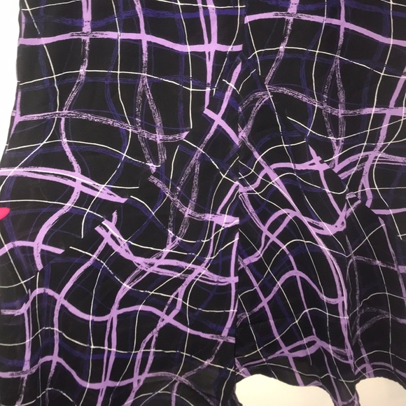 Cute black & purple ruffle skirt - Picture 5 of 5